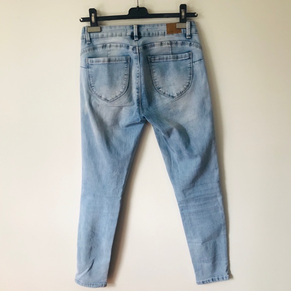 Bluenotes Low Rise Curvy Jeggings - Picture 3 of 6